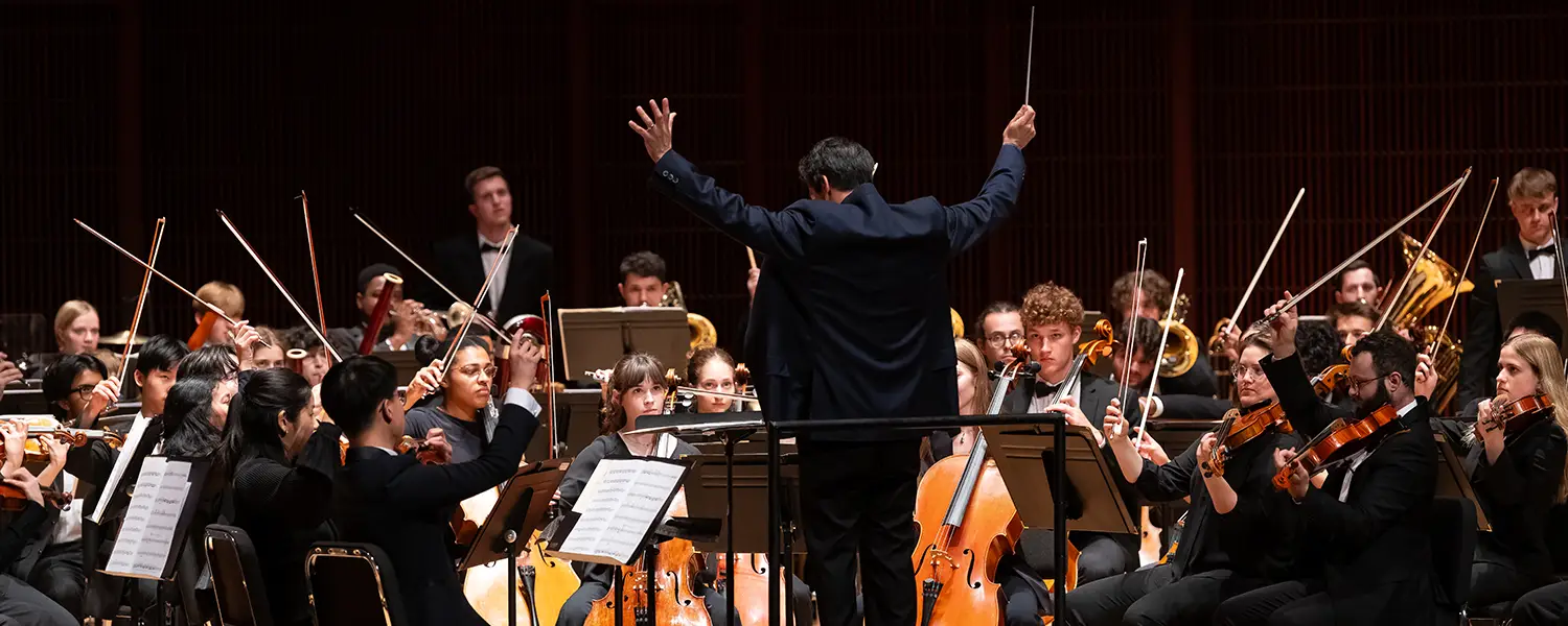 Miguel Harth-Bedoya conducting SSSO New Beginnings