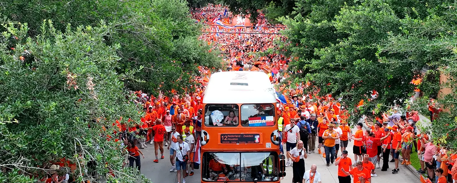 Oranje Fanwalk from Rice UNiversity to Houston Stadium on June 20, 2026.